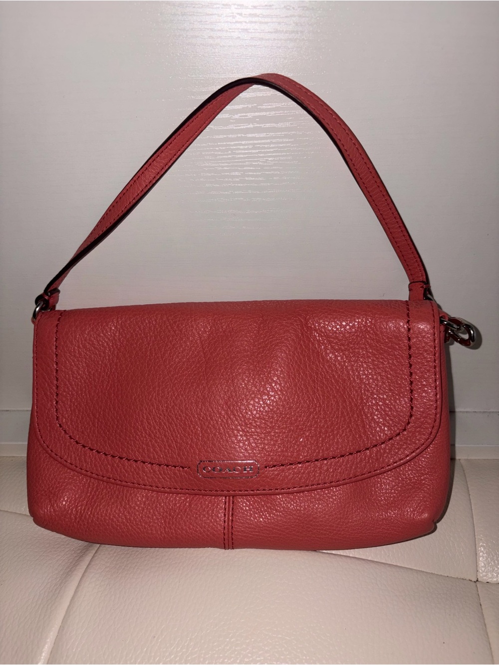 Coach Coral Shoulder Bag in Salmon Pebbled Leather - Picture 1 of 4